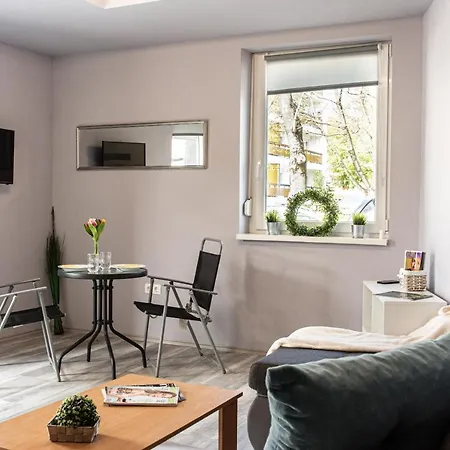 Koezponti, Teraszos Apartman * Siofok