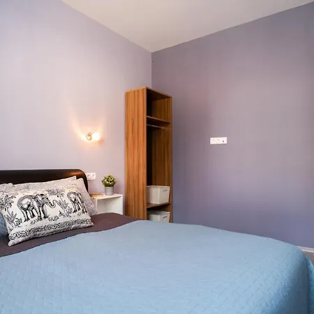 Koezponti, Teraszos Apartman Apartment